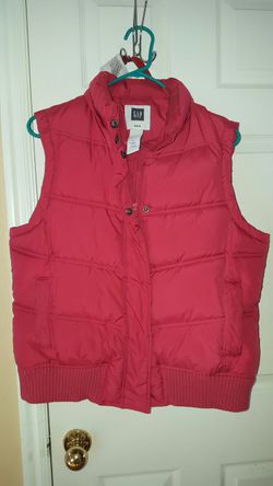 GAP WOMEN'S VEST