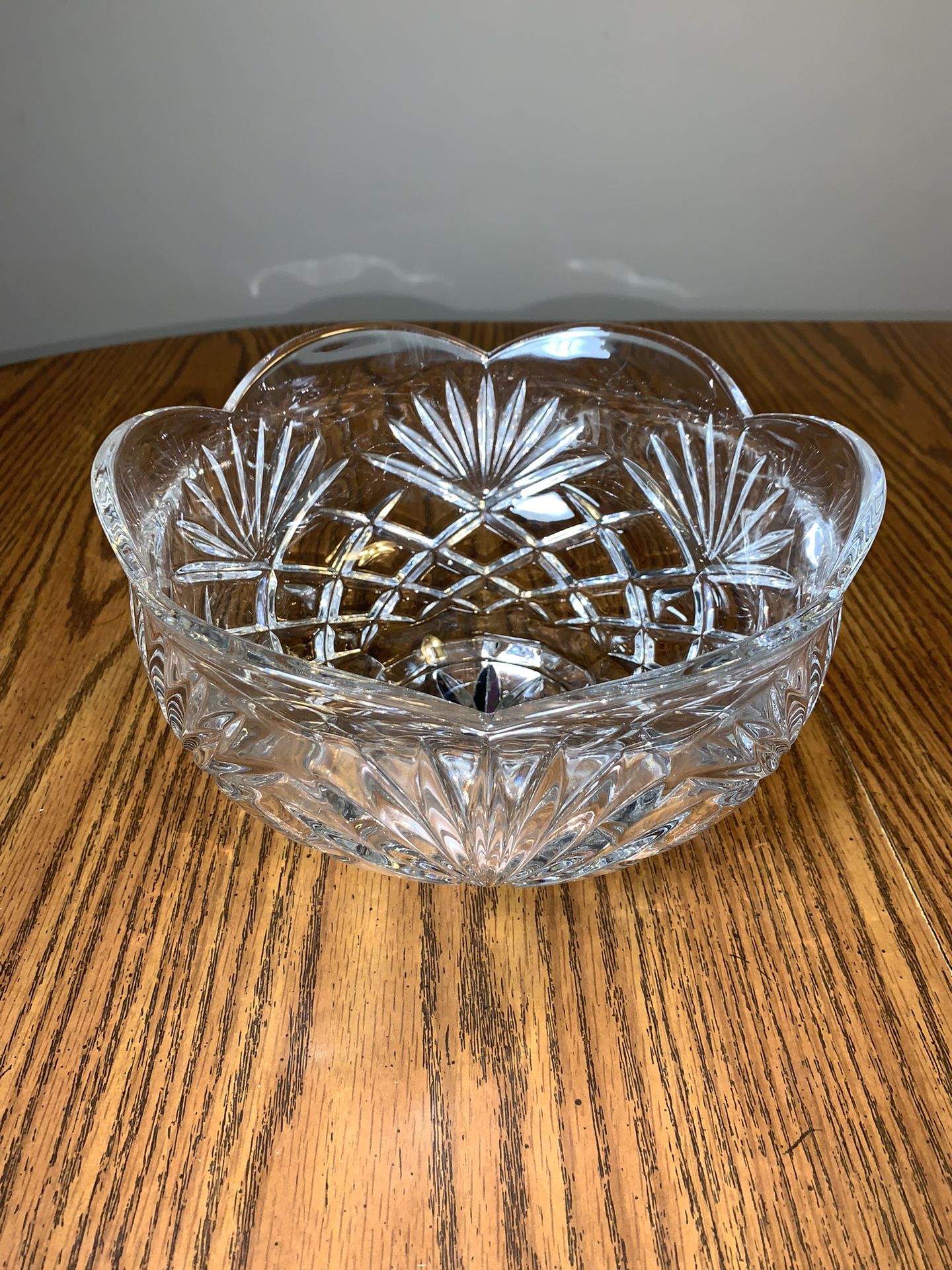 Noritake Hampton Hall Footed Lead Crystal Bowl Heavy 9” Wide Pineapple Top Patt