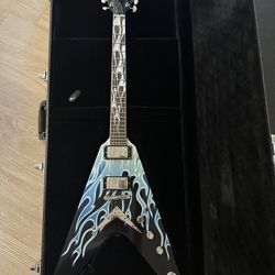 Dean V Inferno “Blue Flames” (2007 MIK) + Original Case