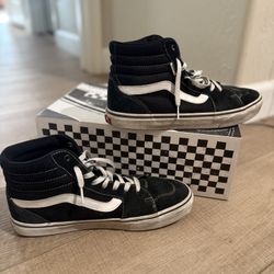 Men’s Van’s - Size 9.5