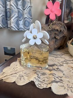Daisy By Marc Jacobs