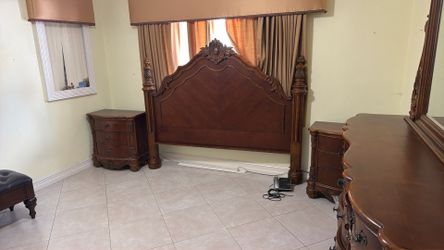 Bedroom set  queen . no bed free
