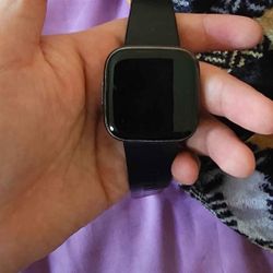 Fitbit Versa 2