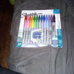 24 Pack Sharpie Markers