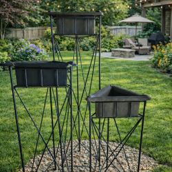 Metal Planter Stands – Set of 3