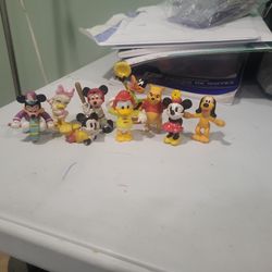DISNEY FIGURINES 