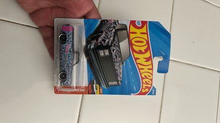 Hot wheels 83 Chevy Silverado