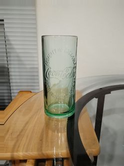 vintage-style Coca-Cola "Hutchinson" drinking glass
