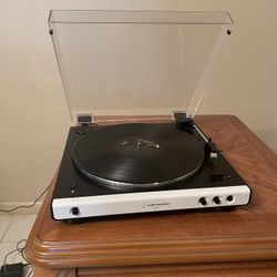 Audio Technica Record Player
