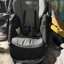 Graco Strollers And Car seat 