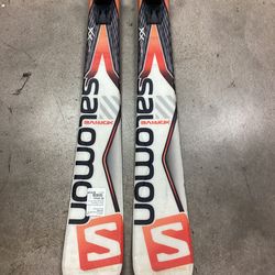 Used Salomon XDrive Skis with Salomon Bindings (161cm)
