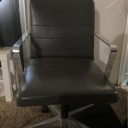 Rolling Chair