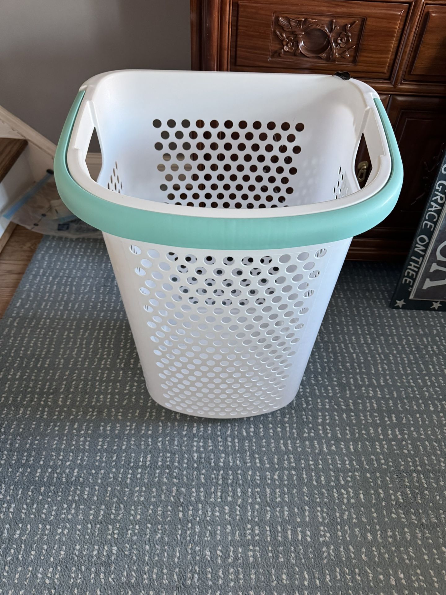 FREE LAUNDRY BASKET