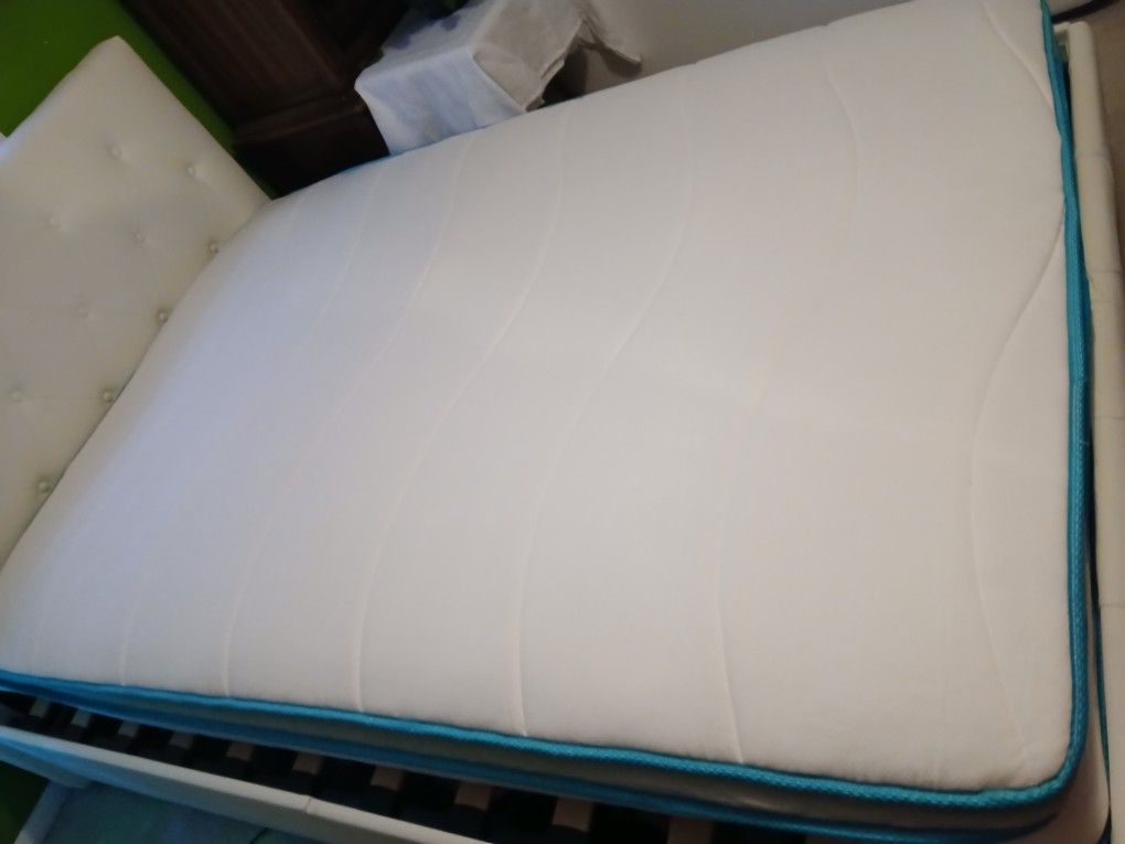 Linenspa 8 Inch Full Size Memory Foam and Spring Hybrid Mattress - Medium Firm Feel -