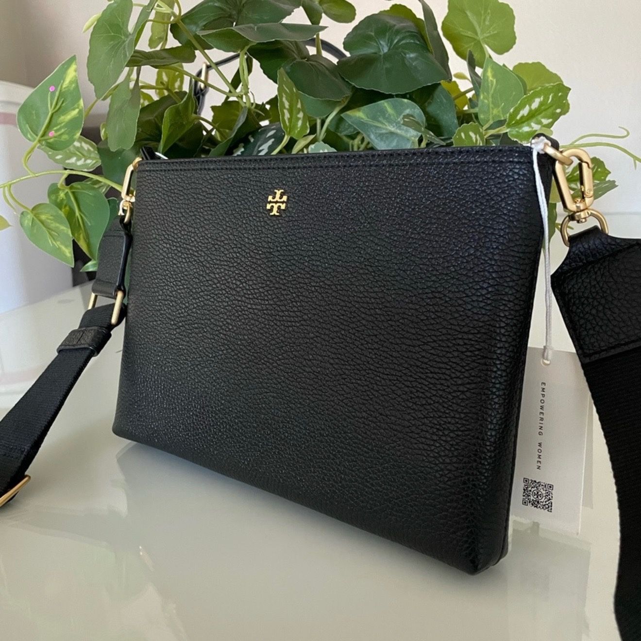 New, authentic Tory Burch blake swing crossbody bag black