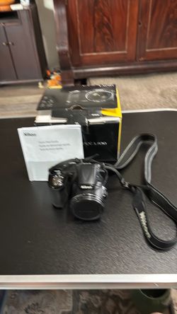 Nikon Coolpix L830 Digital Camera with Box