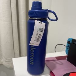 Lululemon Water Bottle - NWT