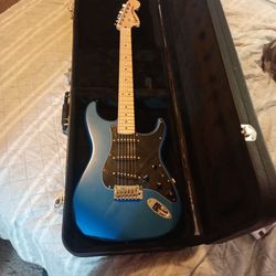 Stratocaster Electric Guitar And Gator Case 