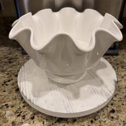 Pier 1 Imports Dolomite White Ruffled Fluted Pedestal Serving Bowl