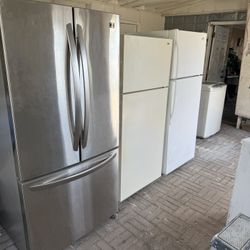 🇺🇸EXCELLENT RUNNING FRIDGES START OUT PRICE $350.FOR HOTPOINT ONE🎉PURE WHITE ONE ESTATE BRAND IS $375🎊STAINLESS  STEEL FRENCHDOOR ONE IS $465❤️2 O