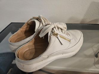 White loafers Clarks sneakers