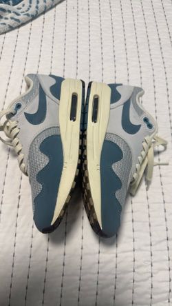 Nike Patta