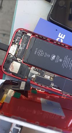 💧📱 WATER DAMAGE? DON’T PANIC – WE’VE GOT YOU COVERED! 📱💧