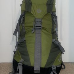 Marmot Aspen 35 GreenGray Internal Frame Hiking Camping Backpack