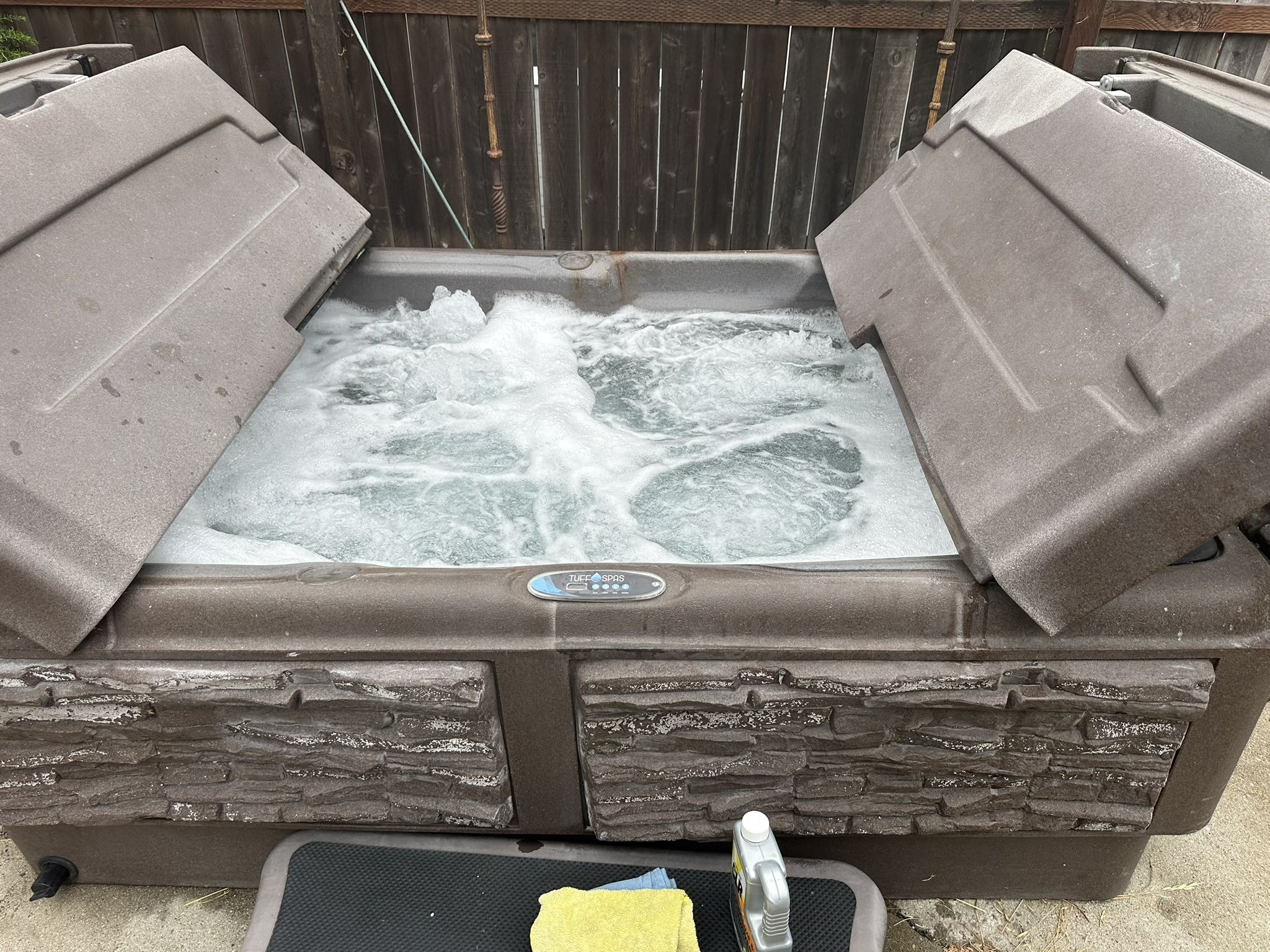 Tuffspa Hot tub 2 Seater Brown