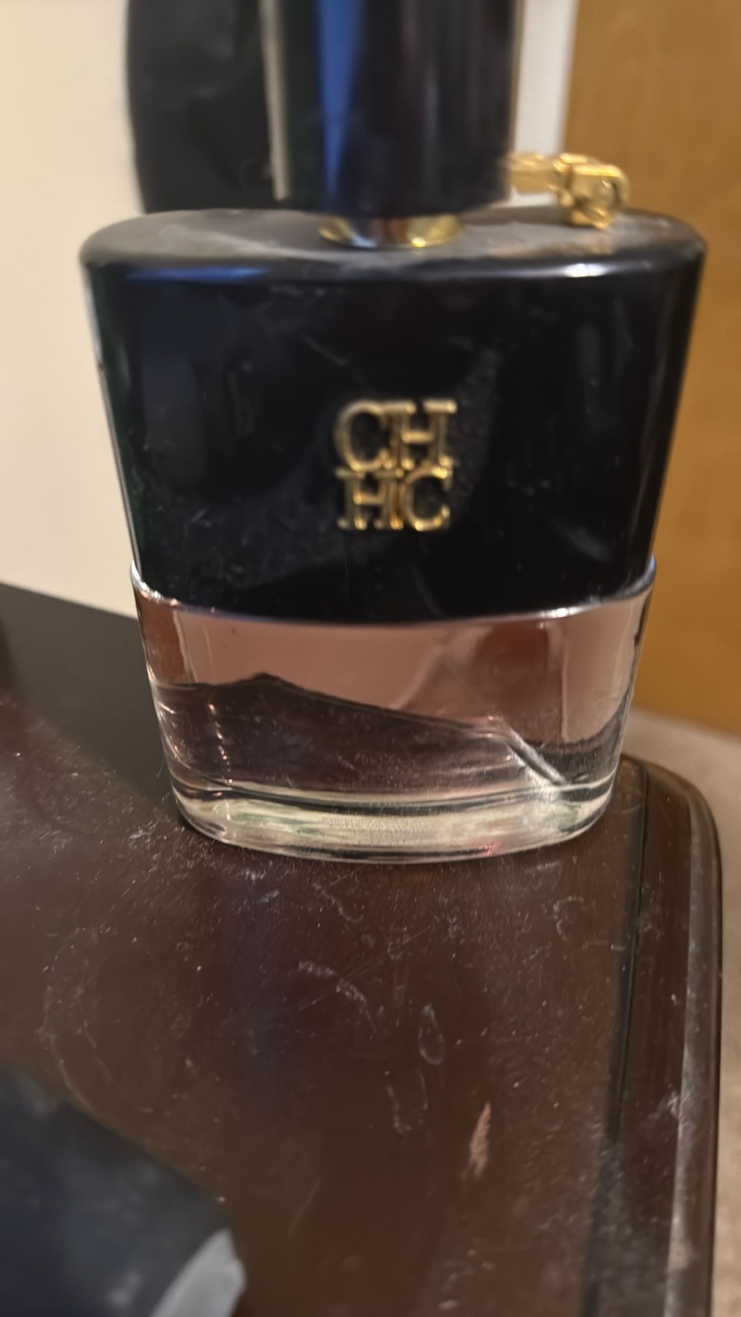 Discontinued CH Men Prive