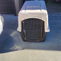 XLARGE DOG CRATE (PETMATE)