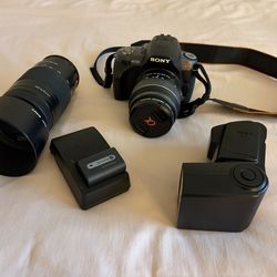 Sony a330 camera with standard and telephoto lenses