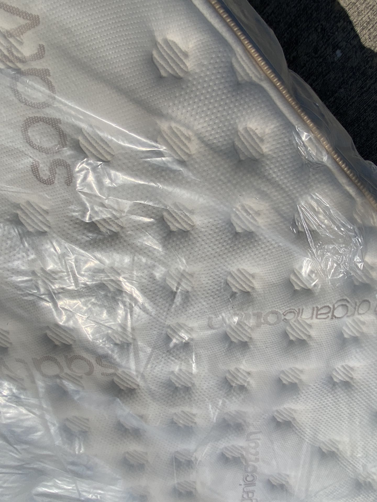 Overstock Display King Pillowtop Mattress for Sale in San Antonio, TX