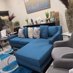 Sofa Sectional Couch Reversible Chaise Like New In Perfec Condition🚚 FREE DELIVERY 🥳 🚛🚚