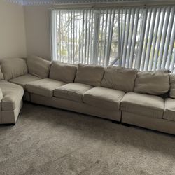 $250 – Sectional Couch (Clairemont)