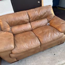 Sofás En Cuero 