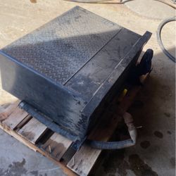 PTO HYDRAULIC TANK