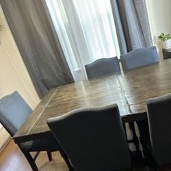 Large 6 Seat Dinner Table 