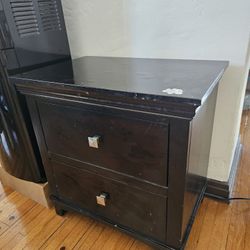 Free Drawer/nightstand