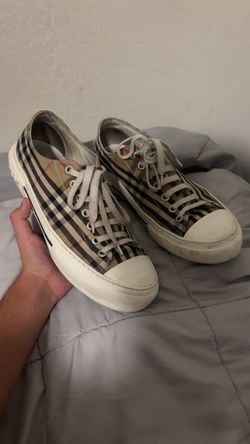 Burberry shoes