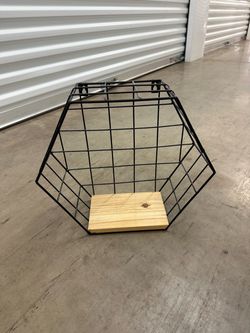 Hanging shelf