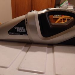 Black & Decker Platinum Series 18 Volt Handheld Vacuum