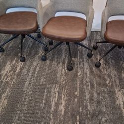 Desi Office Chair 