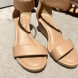 Torrid Wedges Size 7W 