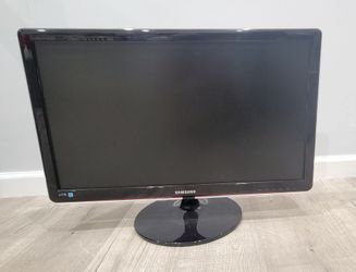 Samsung SyncMaster 27" Widescreen Monitor – HDMI/VGA – Stand Included