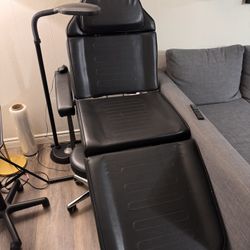  tattoo, Esthetician, Massage  chair And Arm Rest