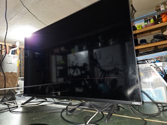 Vizio Class 4K LED HDR Smart TV