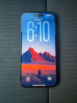 iPhone 15 Plus - SELLING ASAP