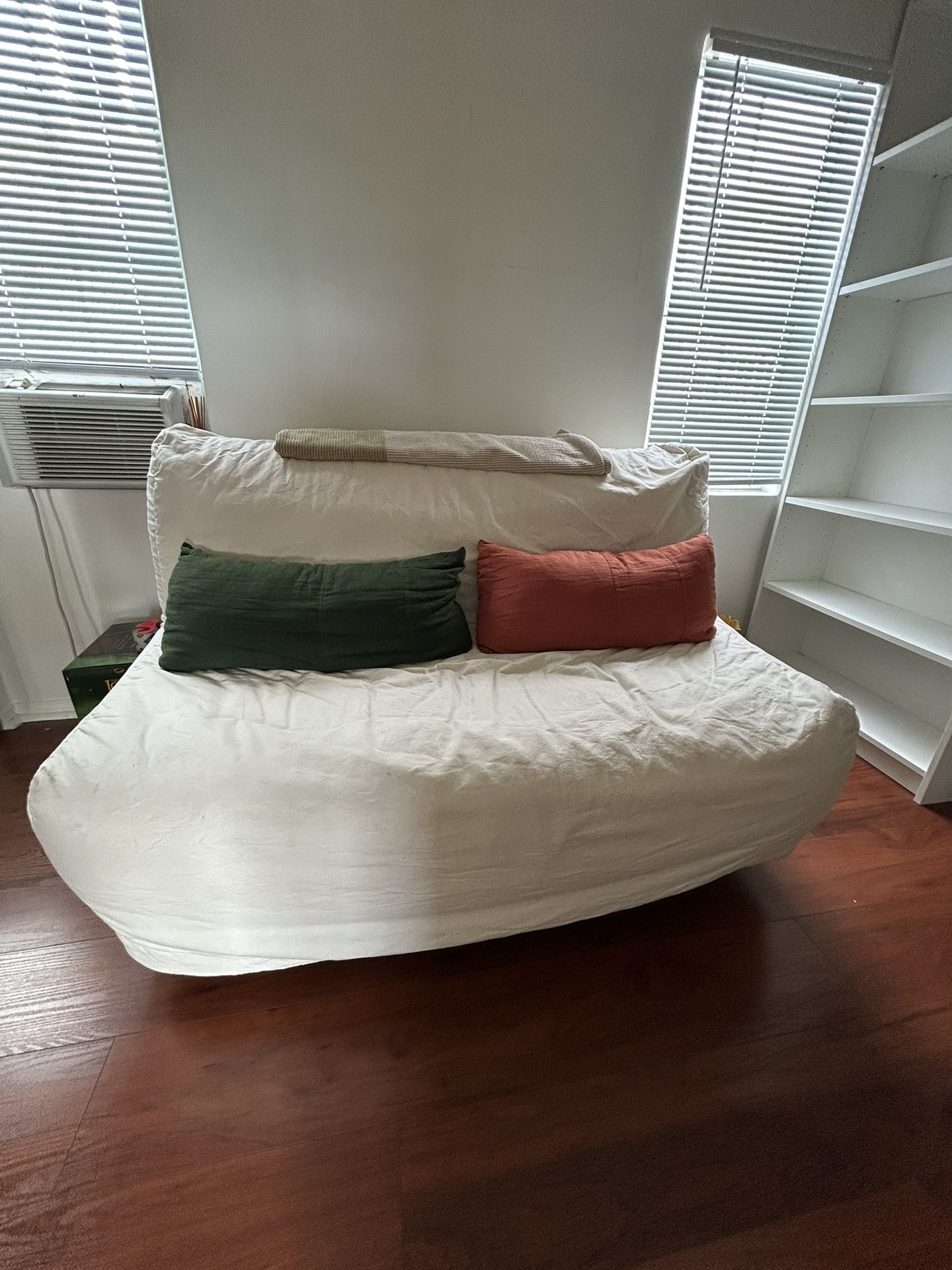 IKEA Sleeper Sofa : LYCKSELE LÖVÅS