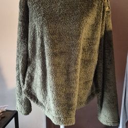 Alice Blue Olive Green Pull Over Fleece 